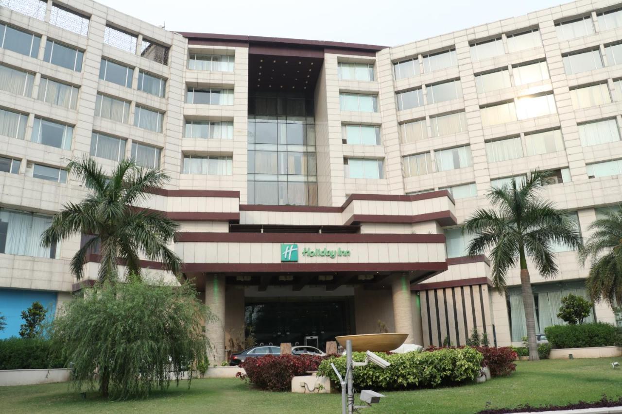 Holiday Inn Chandigarh Panchkula, An Ihg Hotel Exterior foto